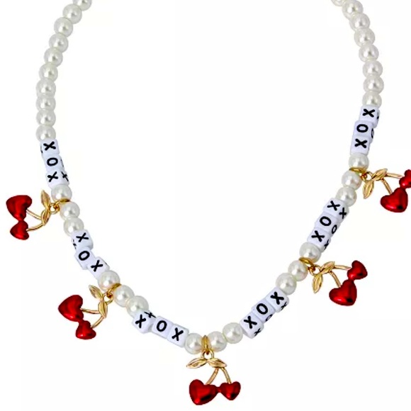 New Betsey Johnson RED HOT HEARTS CHERRY NECKLACE RED - Picture 3 of 11